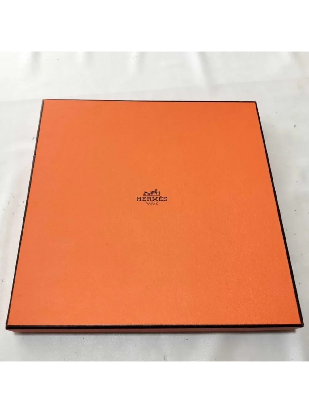 Hermes brand carre
